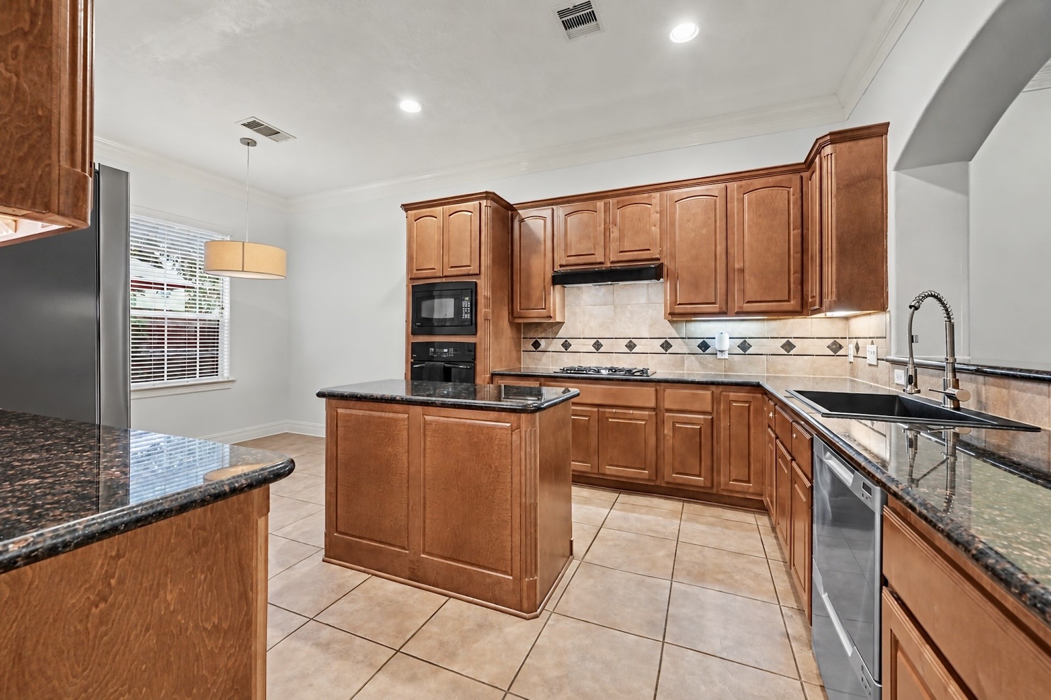 13323 Olive Trace Property Photo 11