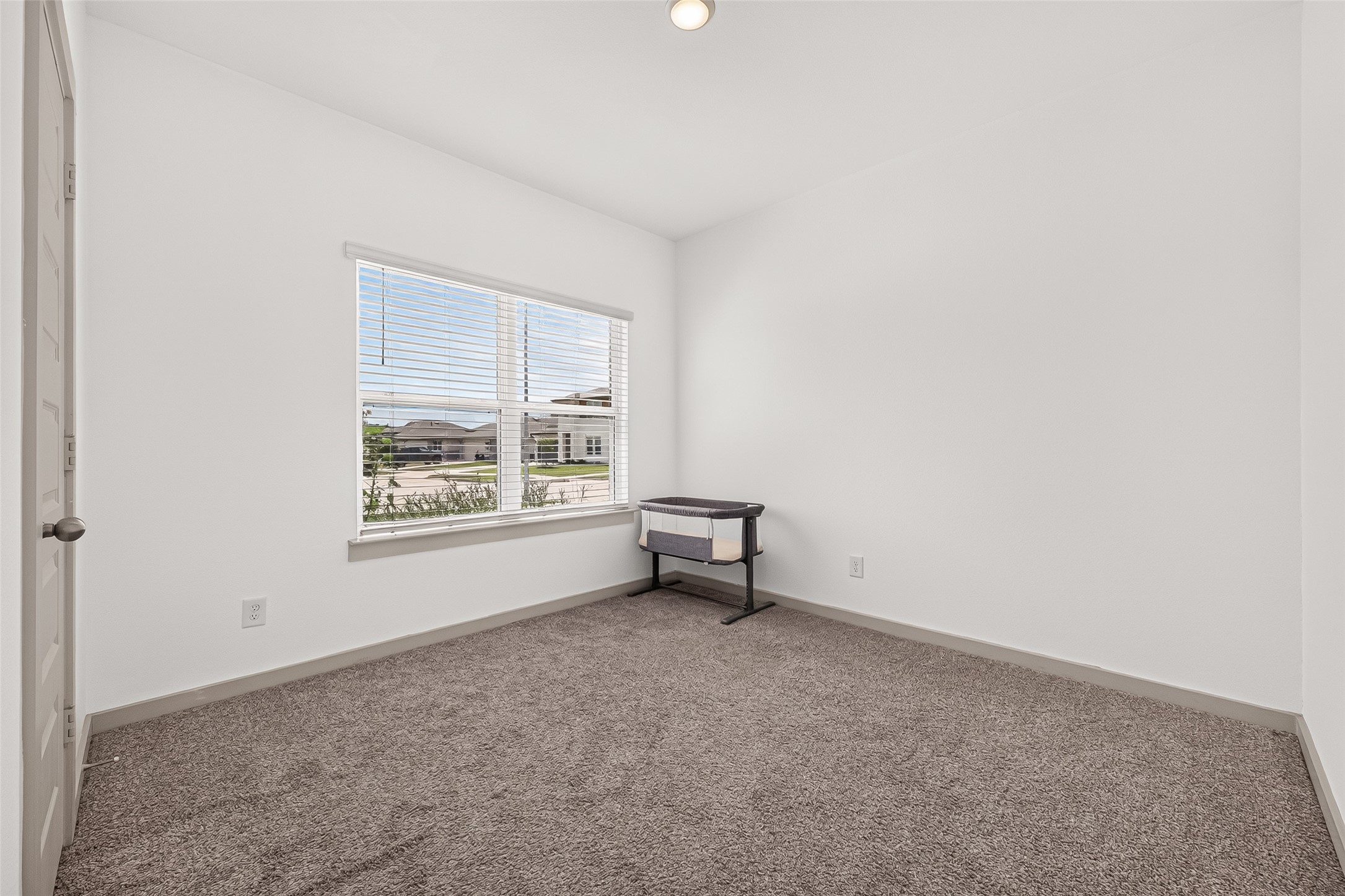 6903 Green Embers Lane Property Photo 23