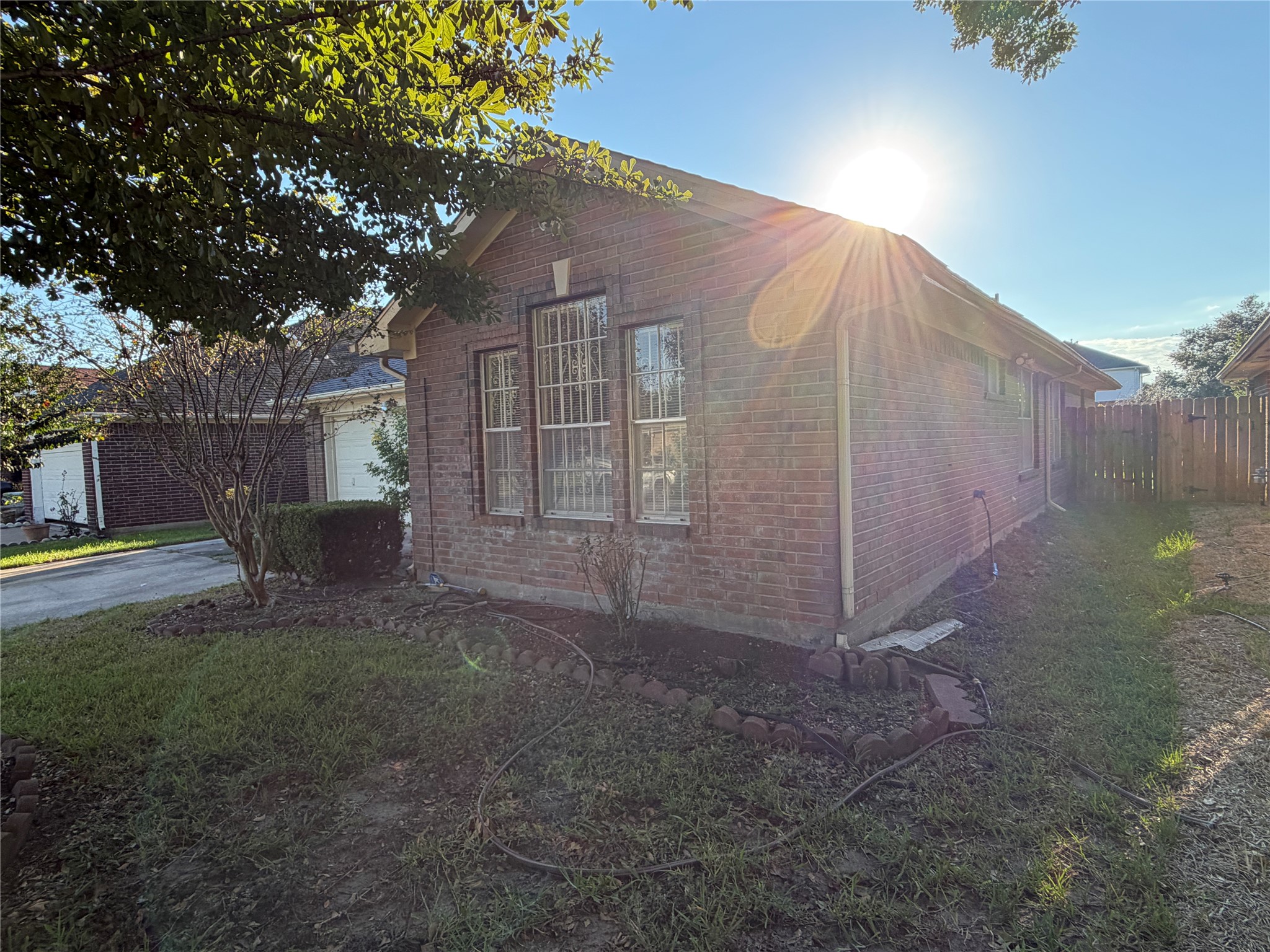 6430 Cape Forward Drive Property Photo 3