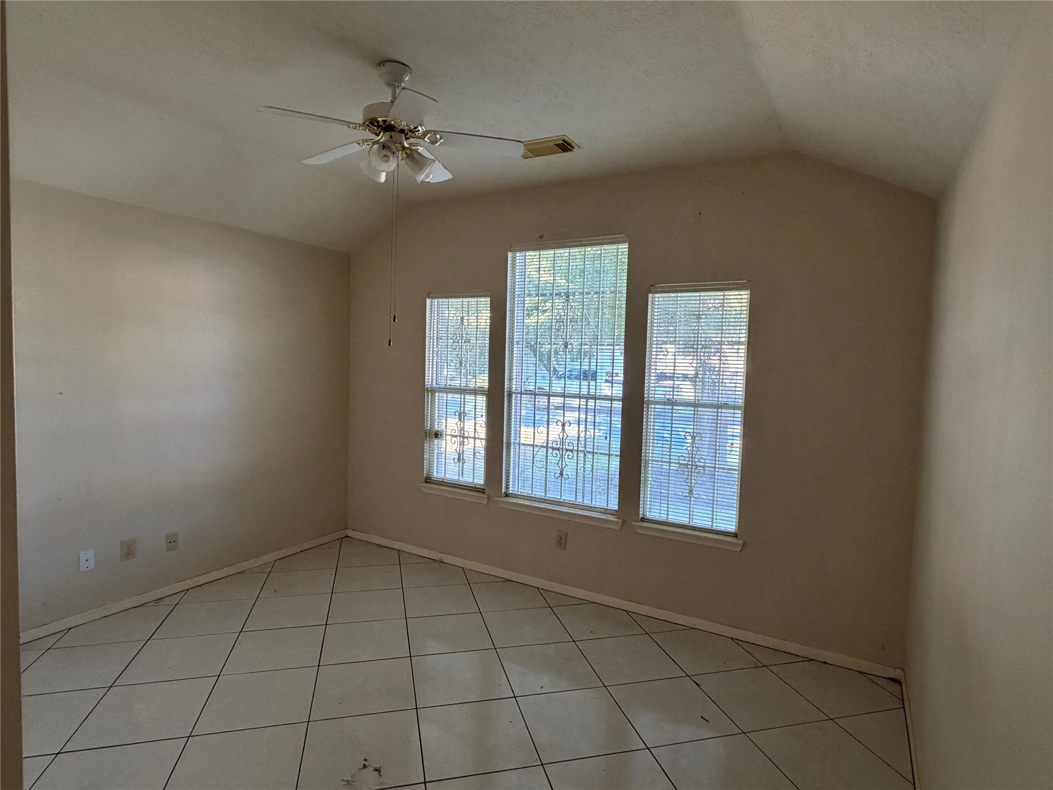 6430 Cape Forward Drive Property Photo 7