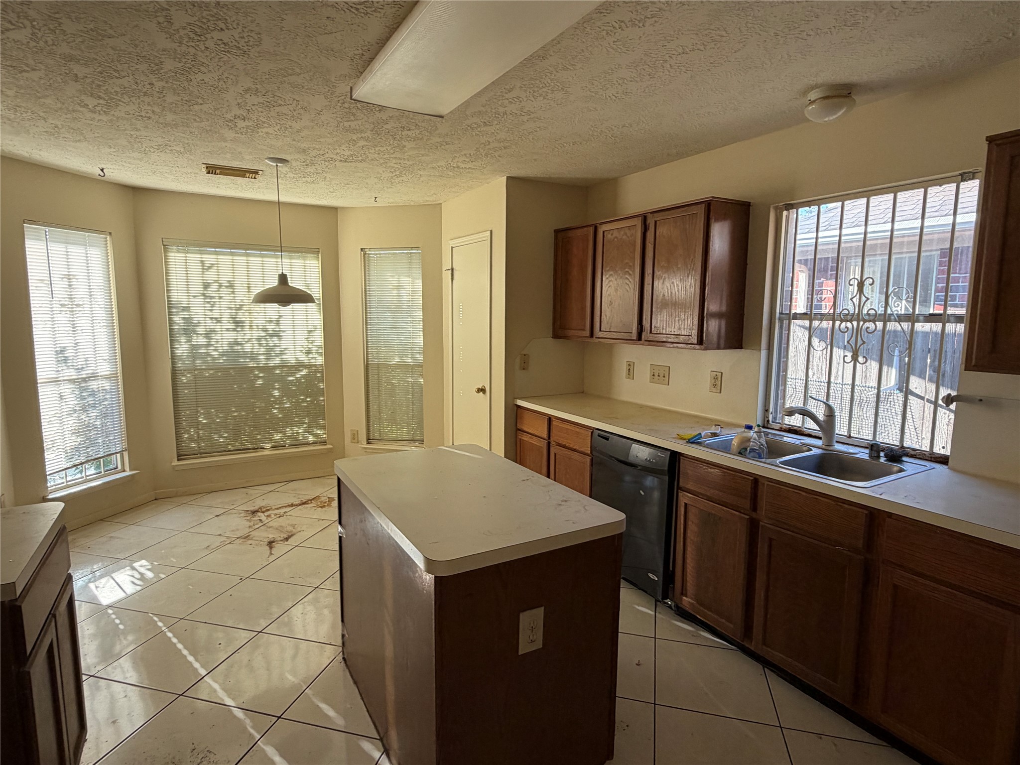 6430 Cape Forward Drive Property Photo 16