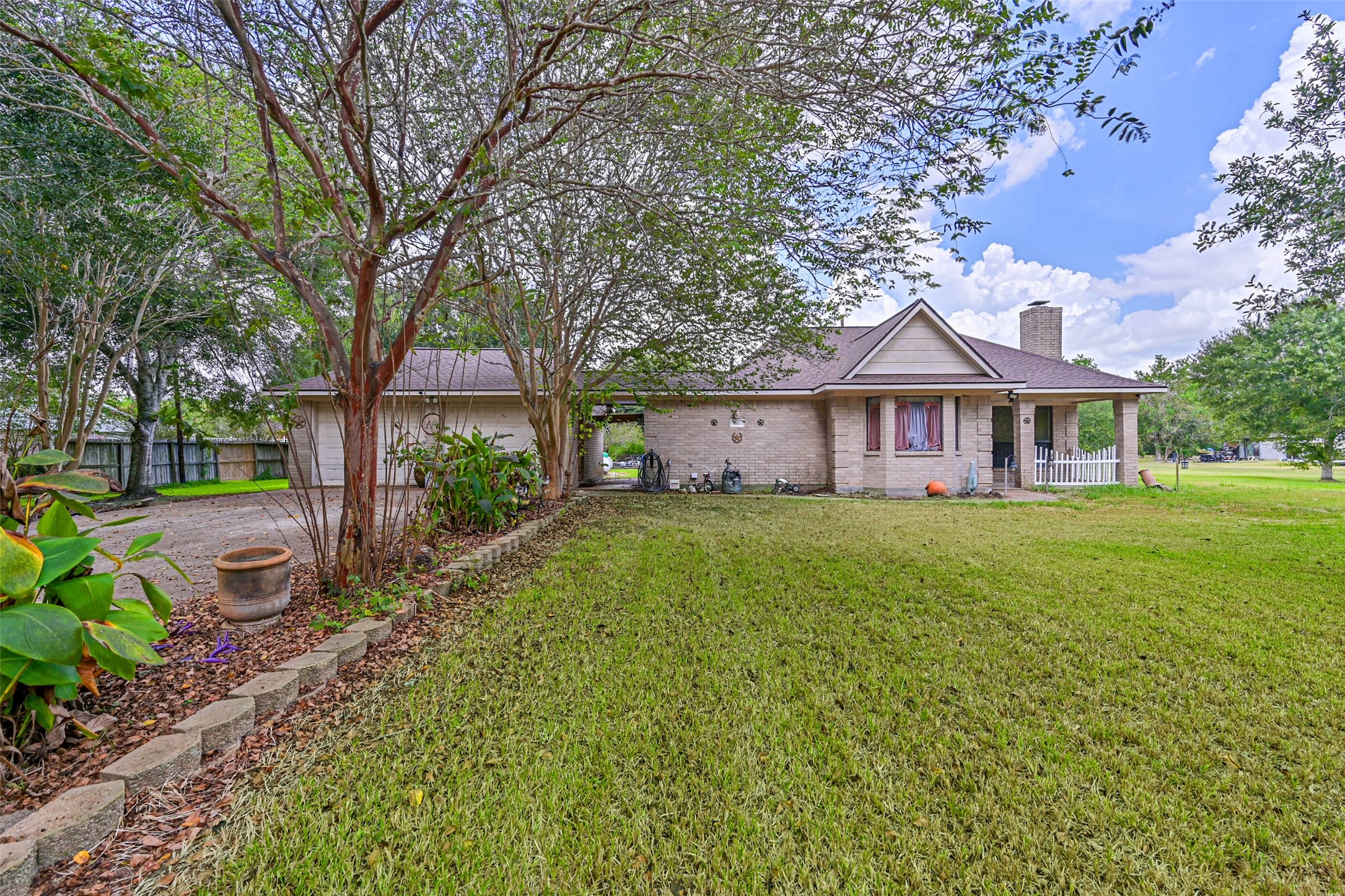 7003 Amie Lane CR879 Property Photo 1