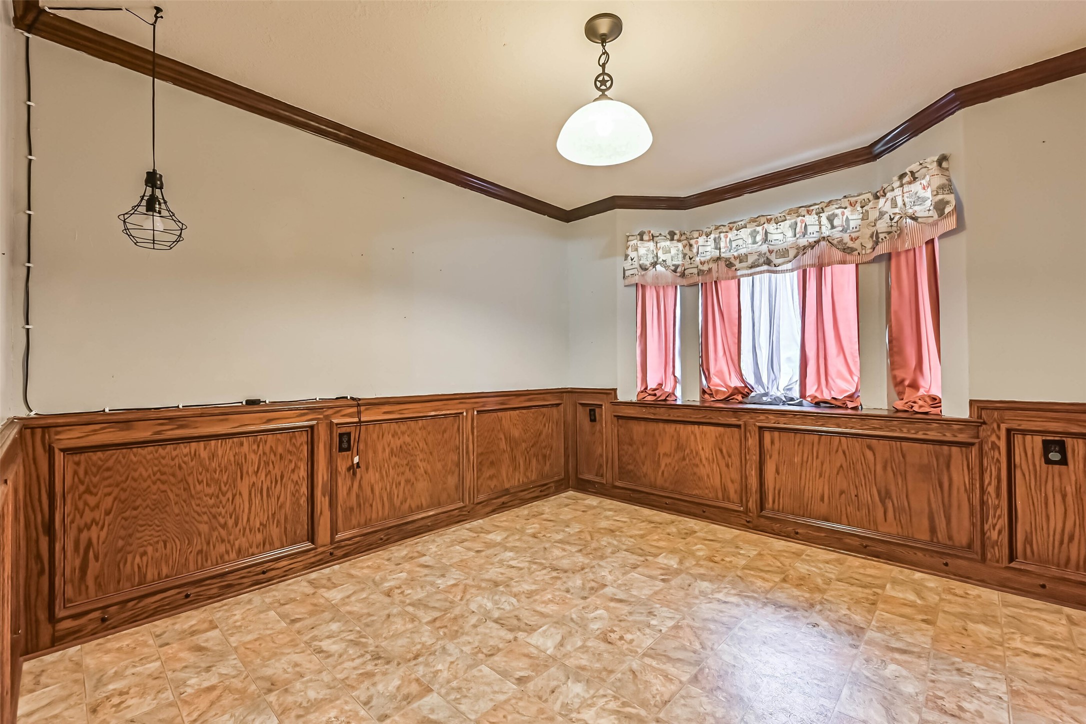 7003 Amie Lane Cr879 Property Photo 17