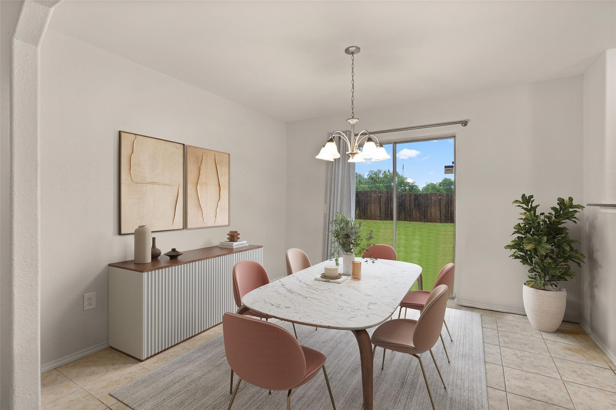 8102 Yaupon View Drive Property Photo 6
