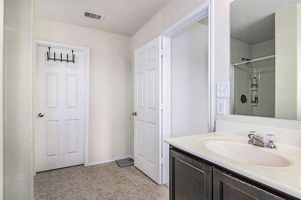 8102 Yaupon View Drive Property Photo 26