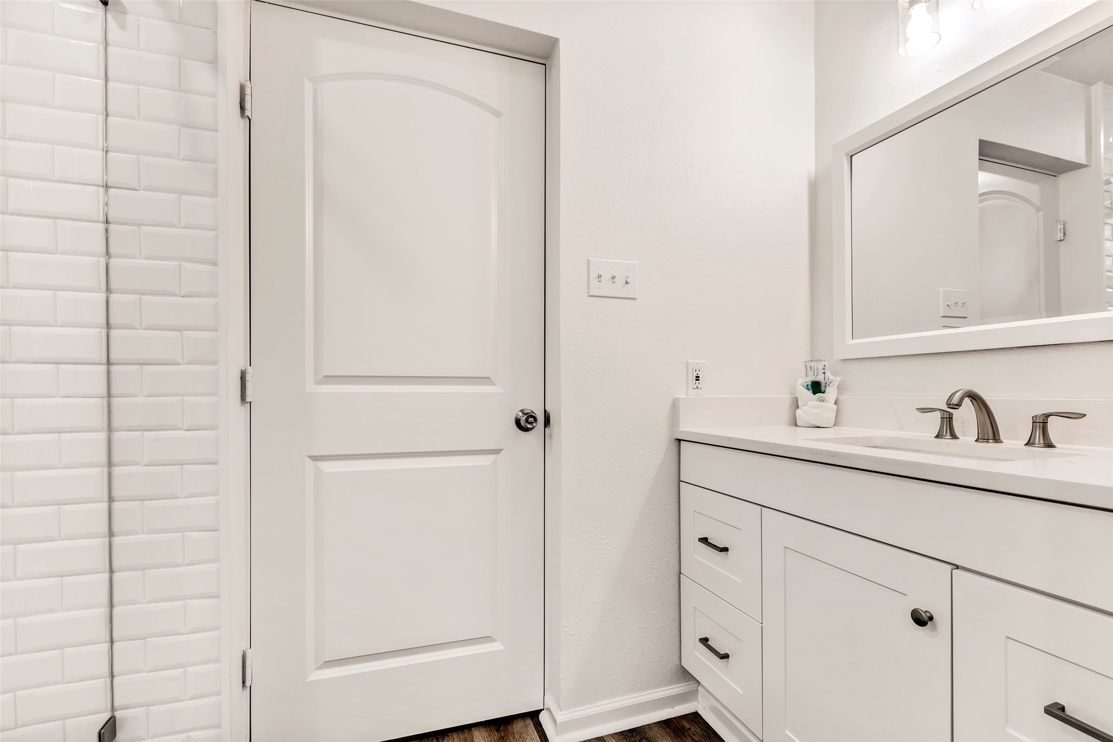 60 Edgewater Way Property Photo 14