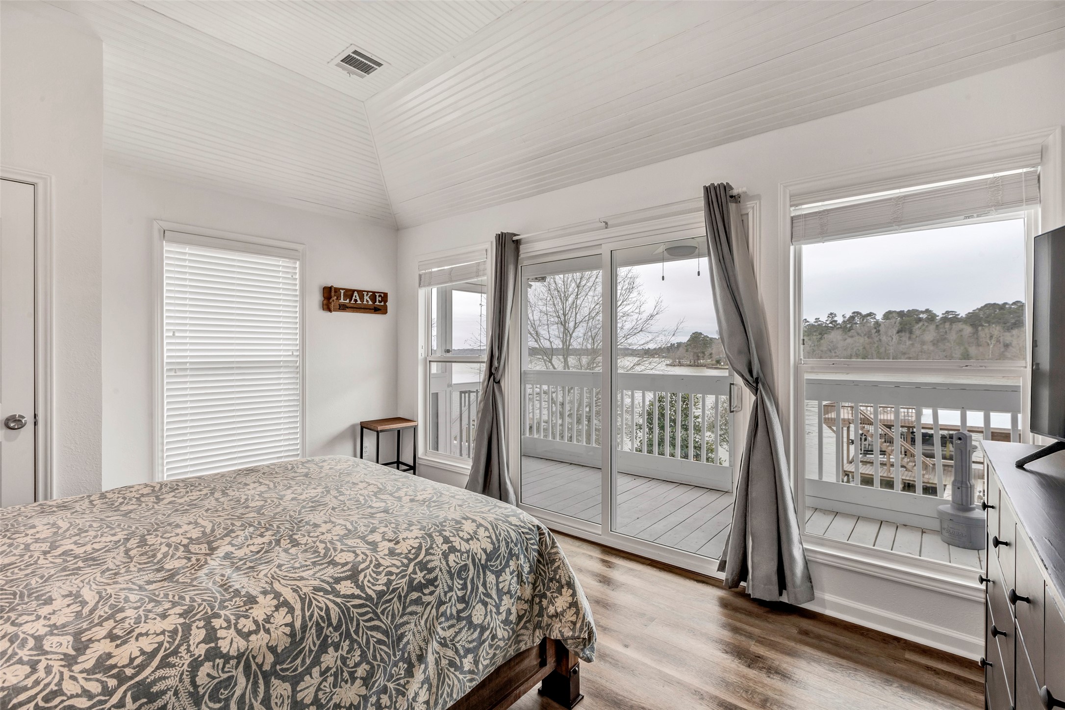 60 Edgewater Way Property Photo 16