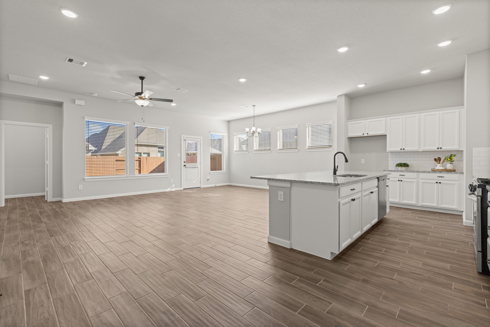 1212 Mystic Ridge Court Property Photo 7