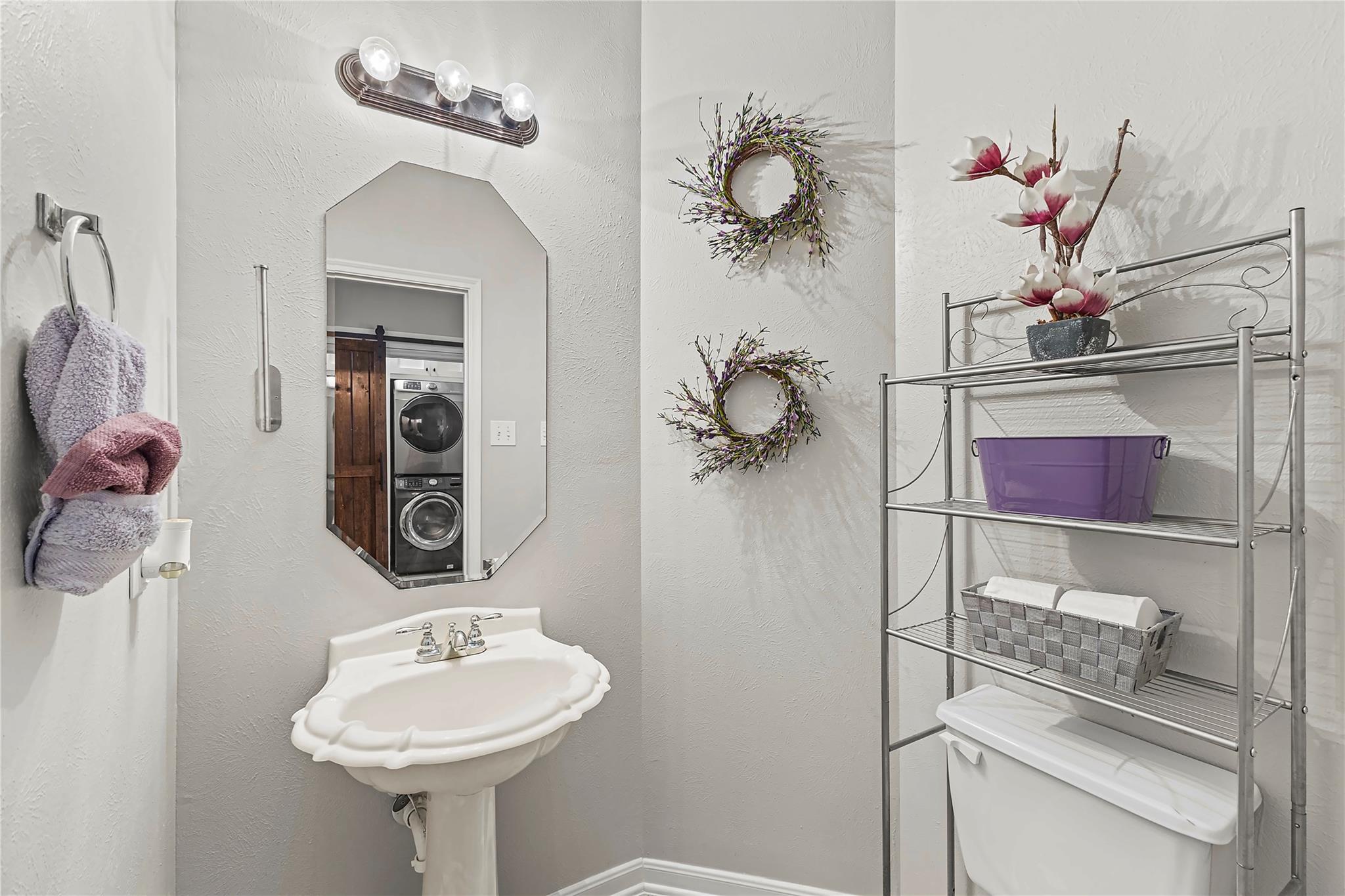 2701 Shallow Falls Court Property Photo 12