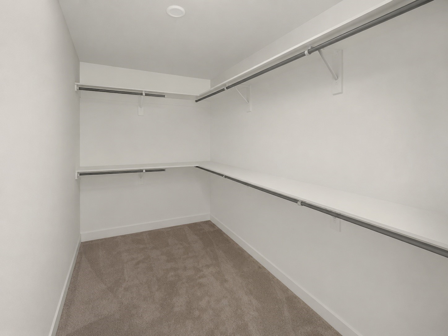 2241 W Post Oak Circle Property Photo 6