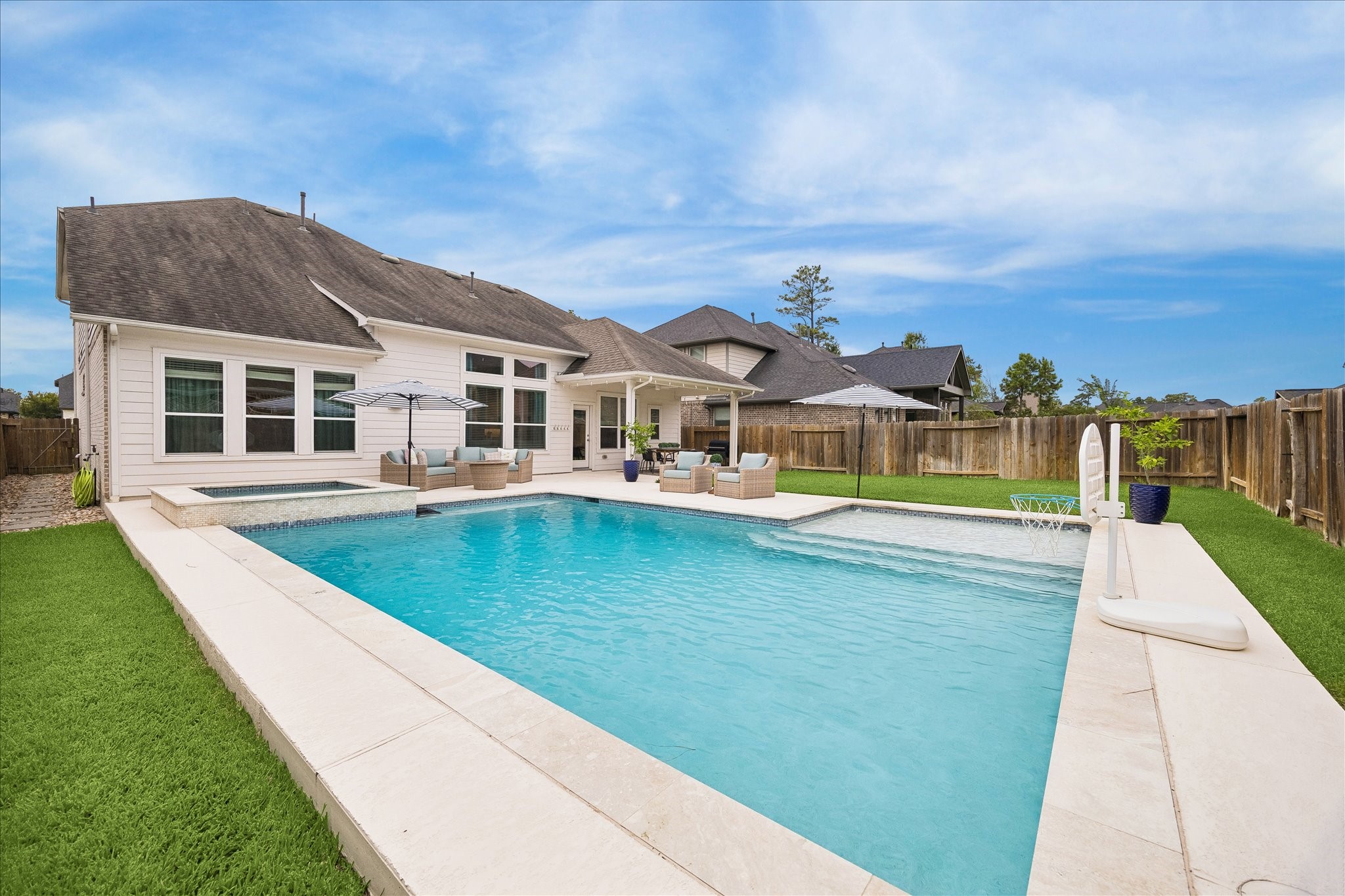 32111 Aspen Grove Court Property Photo 2