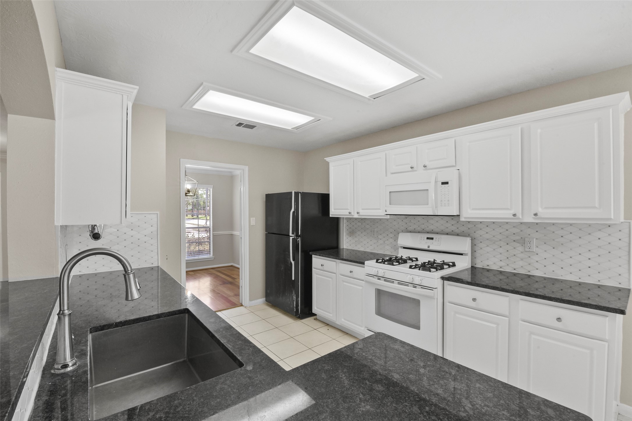 2003 Whitelaw Drive Property Photo 15