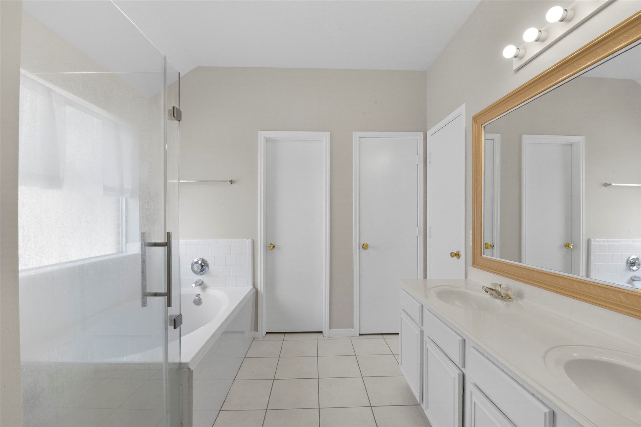 2003 Whitelaw Drive Property Photo 21