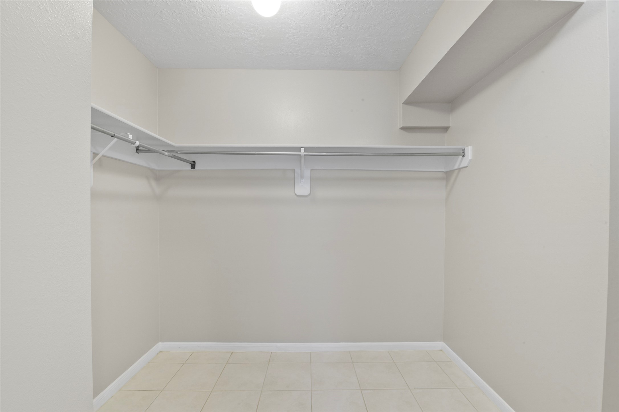 2003 Whitelaw Drive Property Photo 23