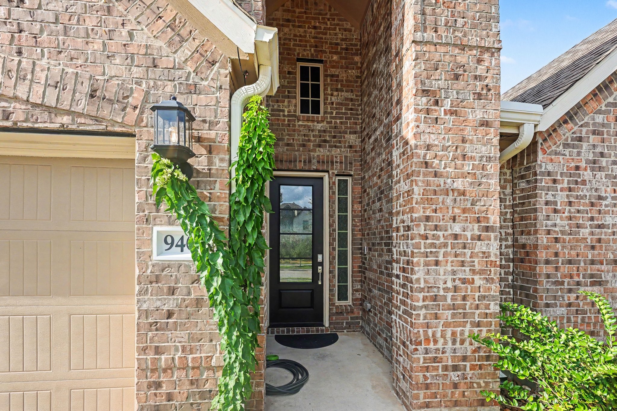 9407 Sea Star Lane Property Photo 3