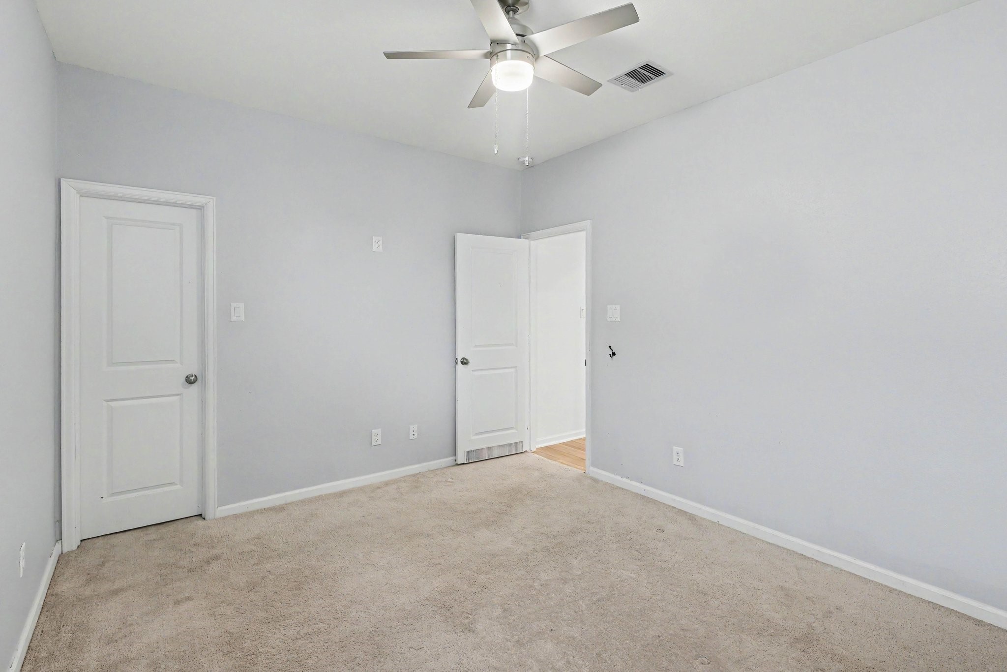 9407 Sea Star Lane Property Photo 13