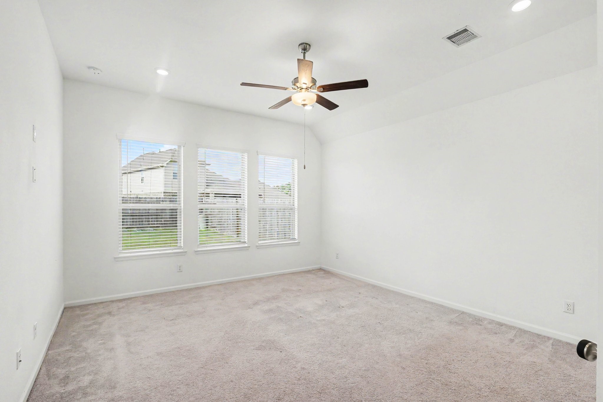 9407 Sea Star Lane Property Photo 16