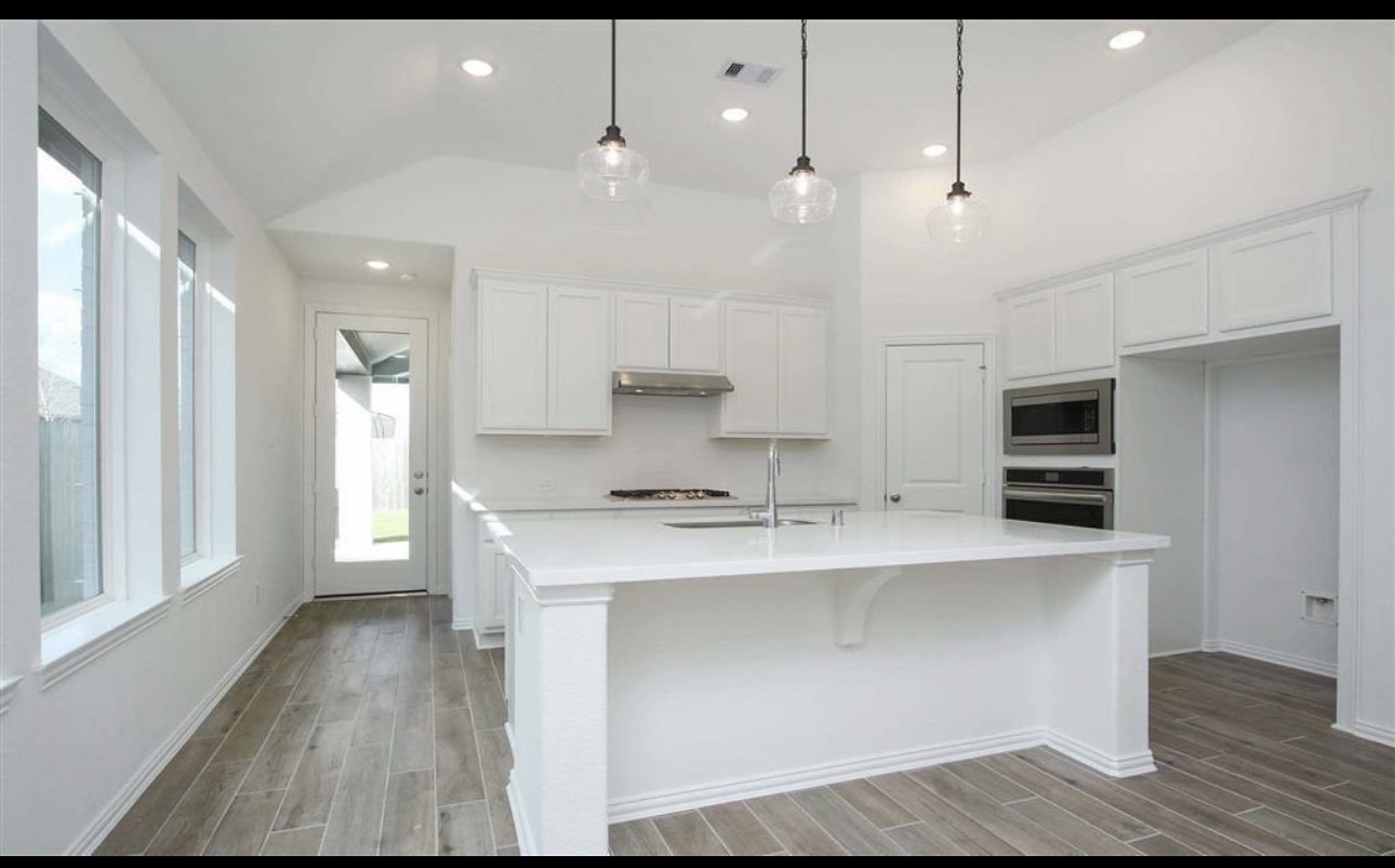 3771 Handel Drive Property Photo 2