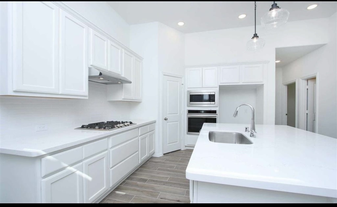 3771 Handel Drive Property Photo 3