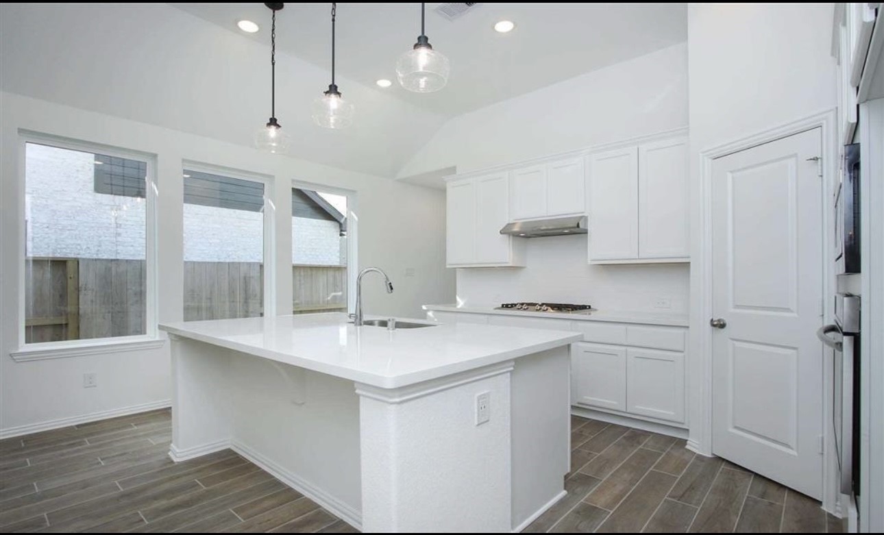 3771 Handel Drive Property Photo 5