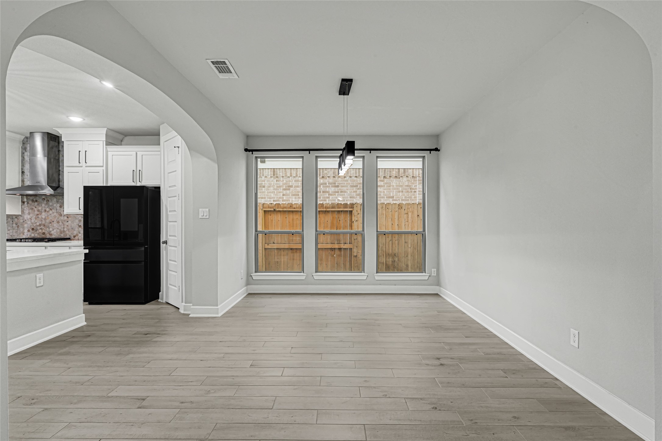 2842 Acacia Grove Drive Property Photo 13