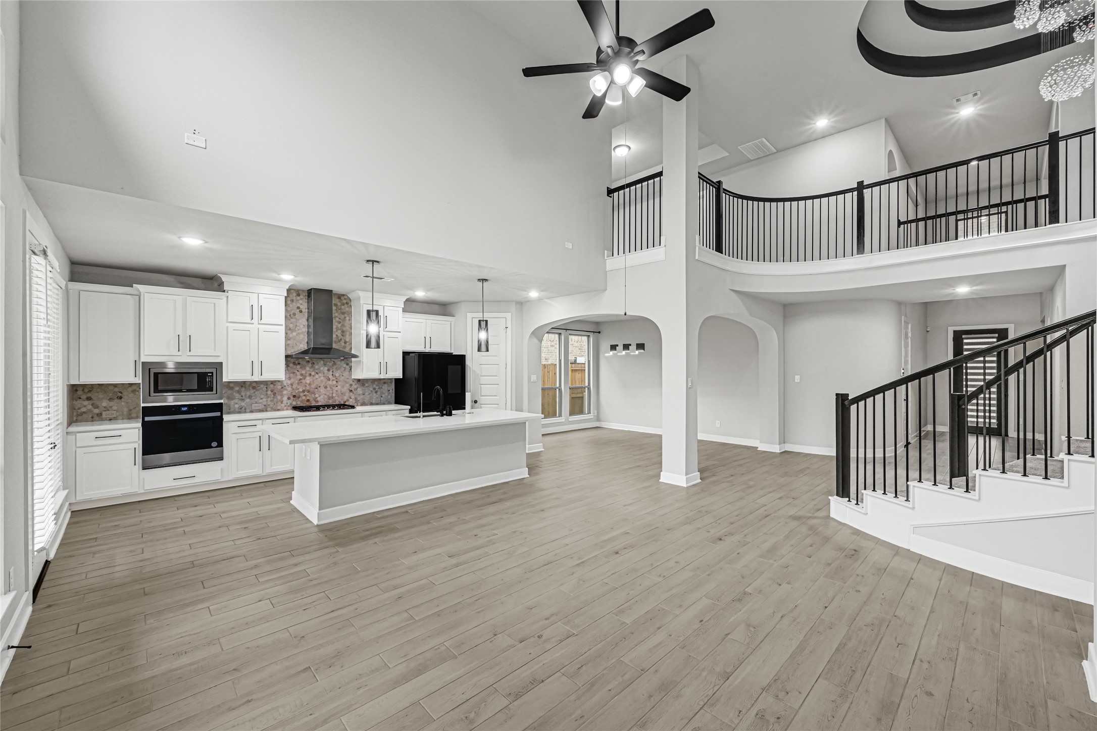 2842 Acacia Grove Drive Property Photo 15