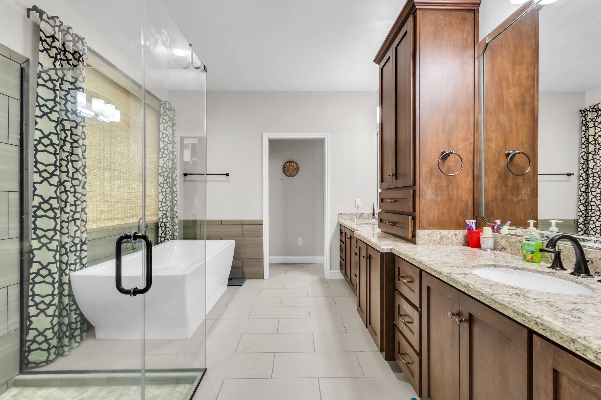 330 Chaple Creek Drive Property Photo 18