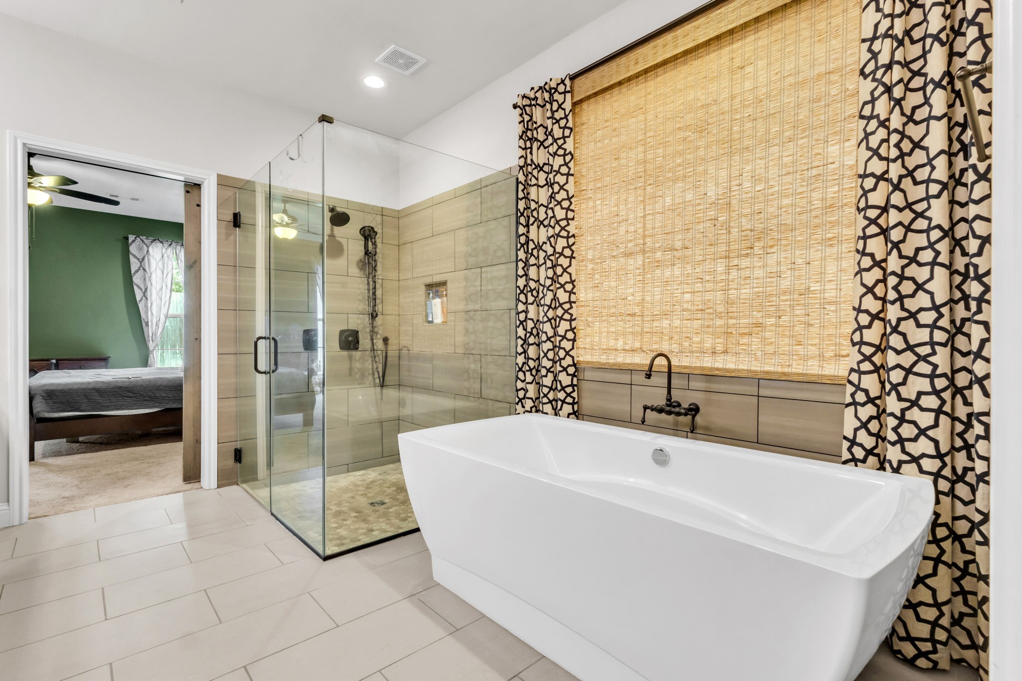 330 Chaple Creek Drive Property Photo 19