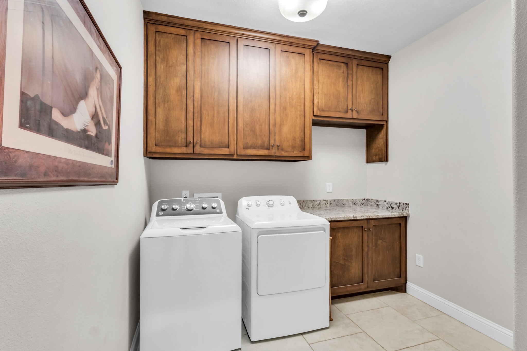 330 Chaple Creek Drive Property Photo 28