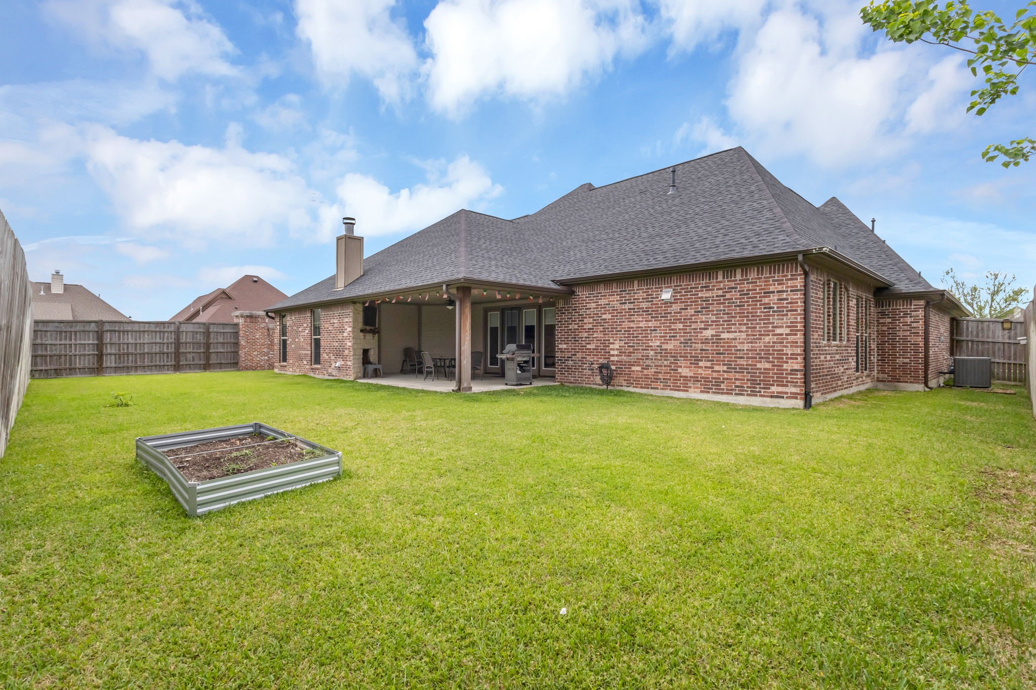 330 Chaple Creek Drive Property Photo 30