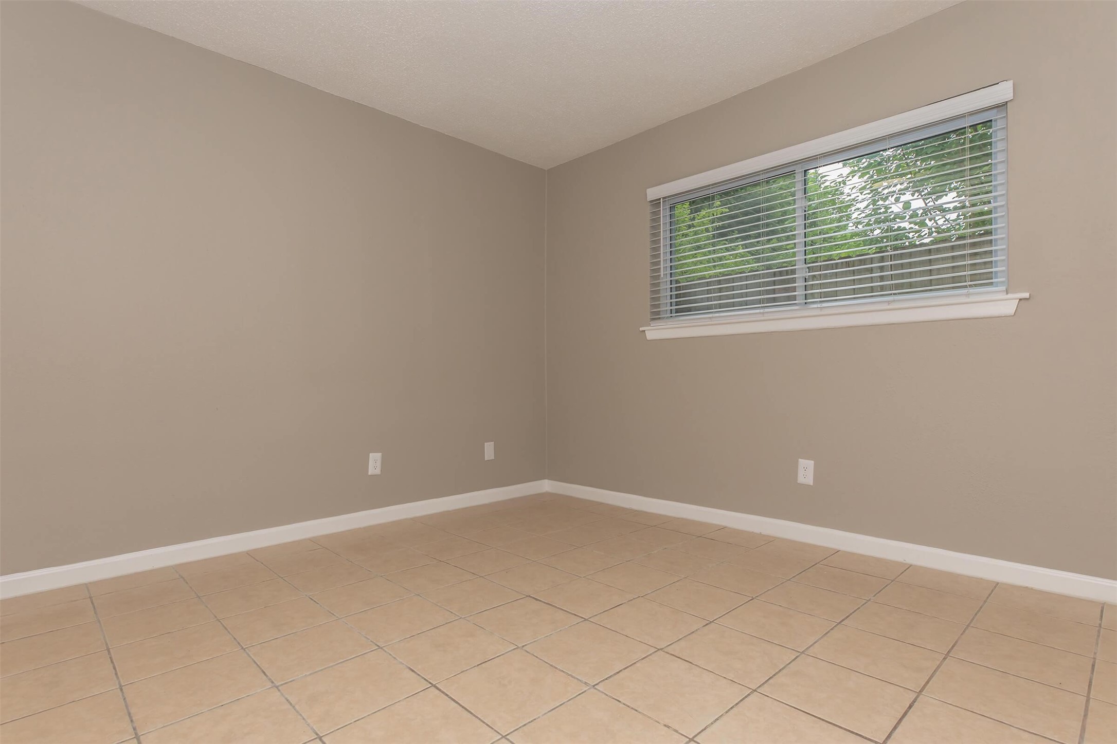 9707 Timberside Drive 3--r Property Photo 13