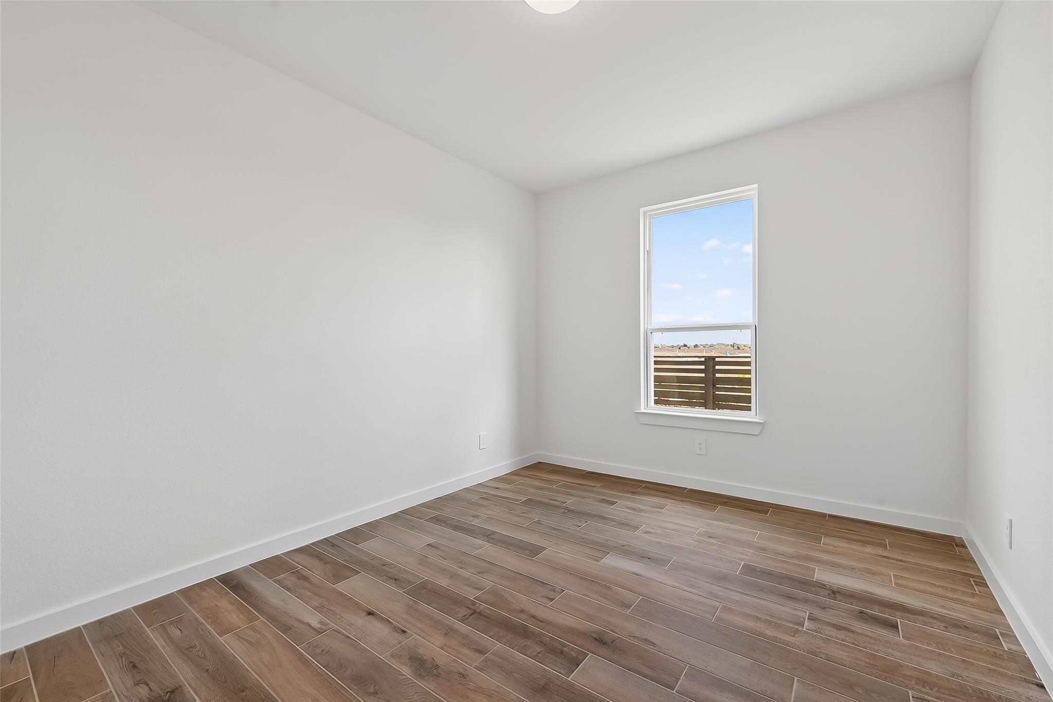 3238 Kindred Way Property Photo 8