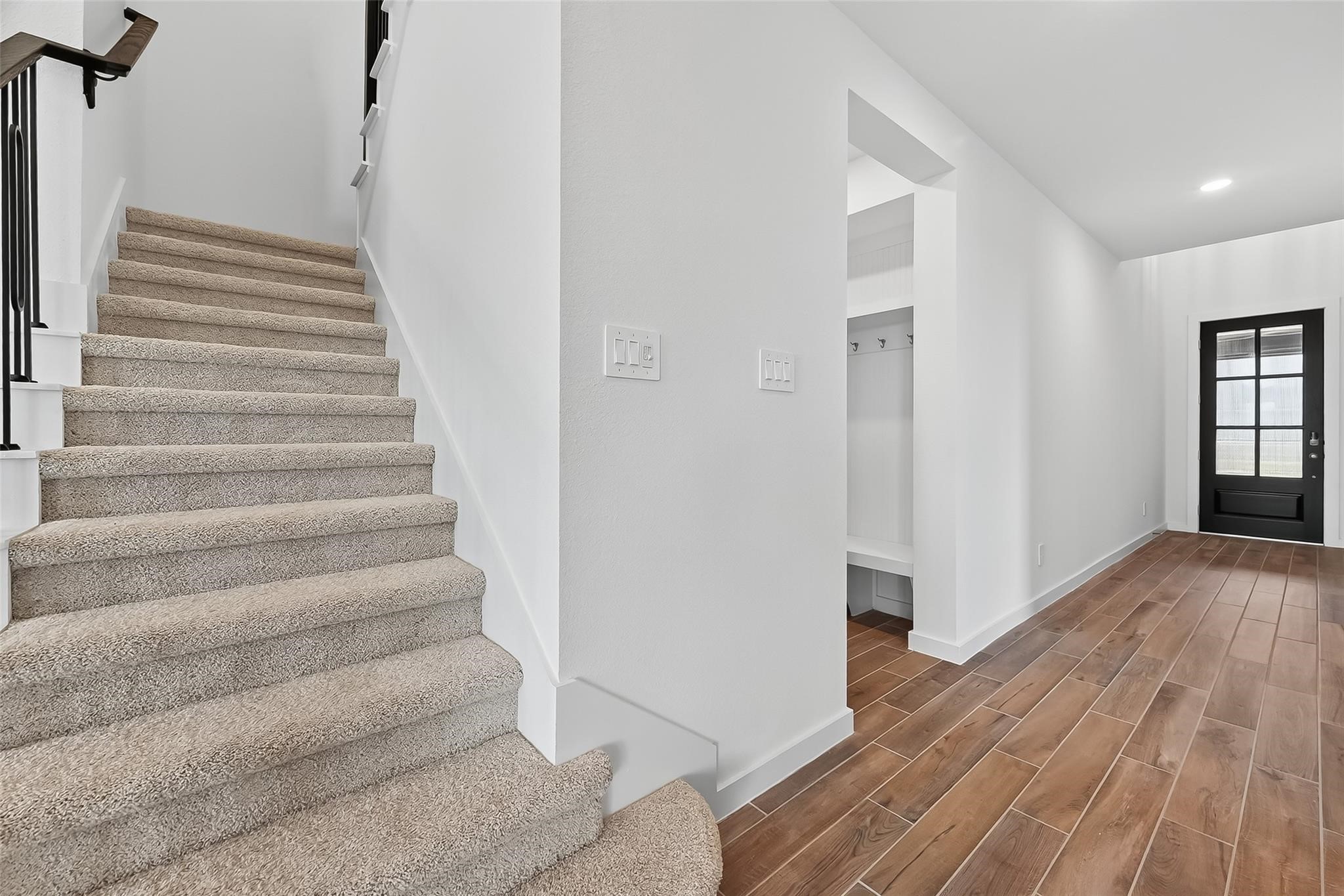 3238 Kindred Way Property Photo 9