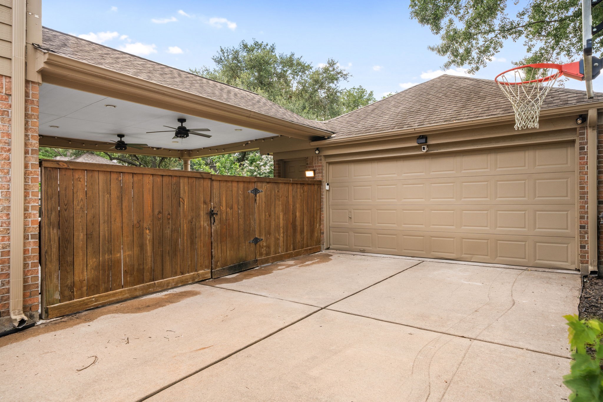 17511 Tall Maple Court Property Photo 42