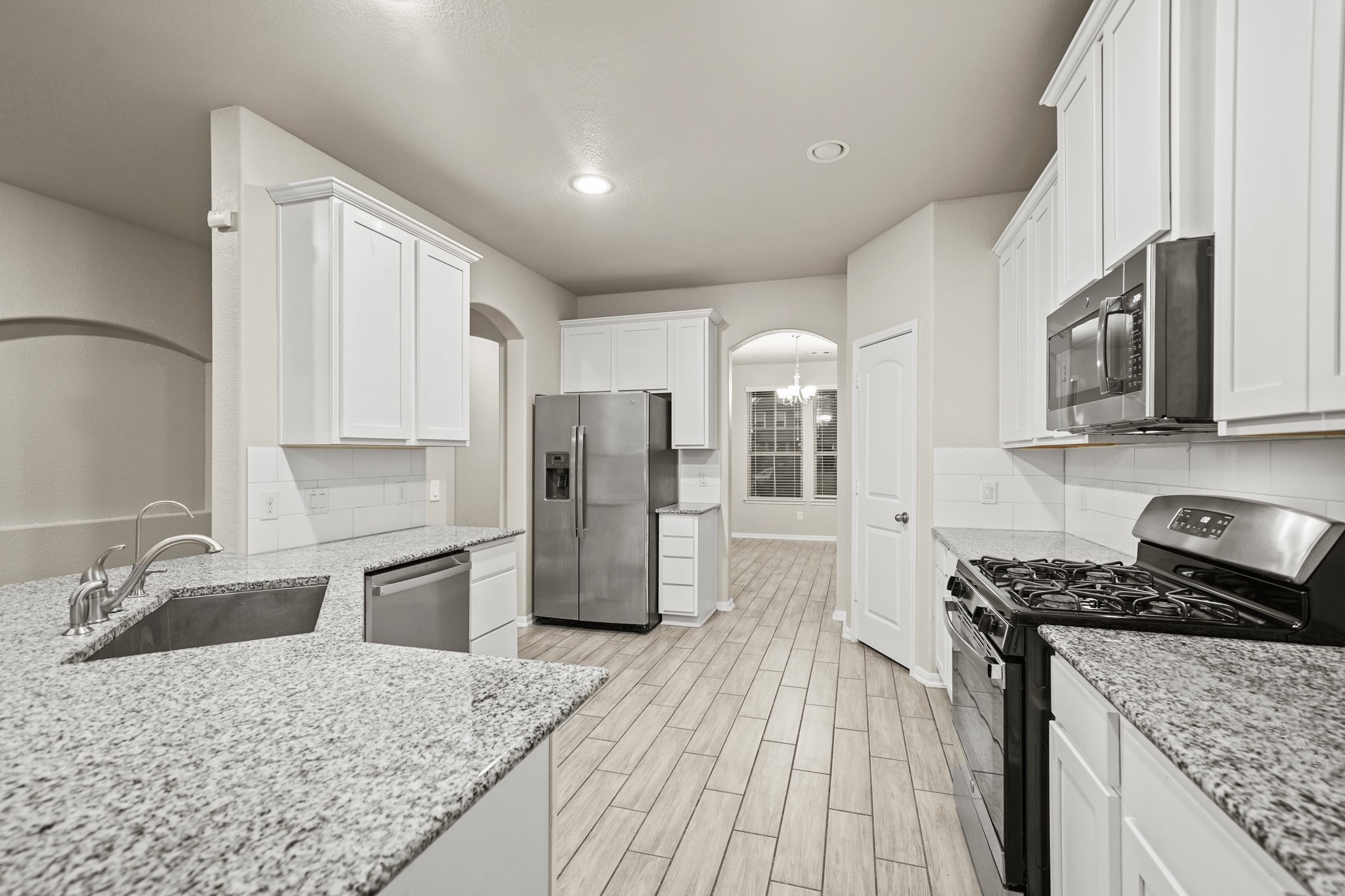 12808 Narrow Cove Drive Property Photo 10