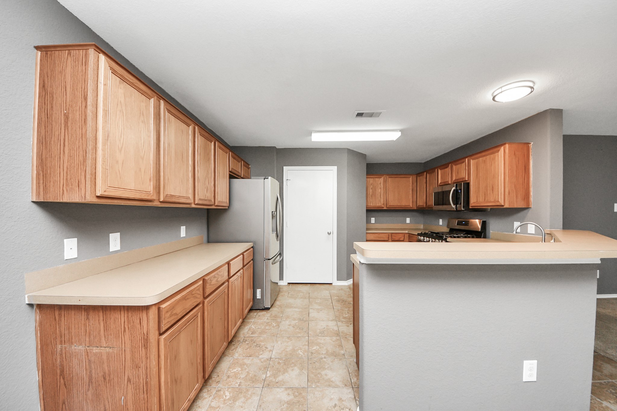 9967 Sterling Place Drive Property Photo 14