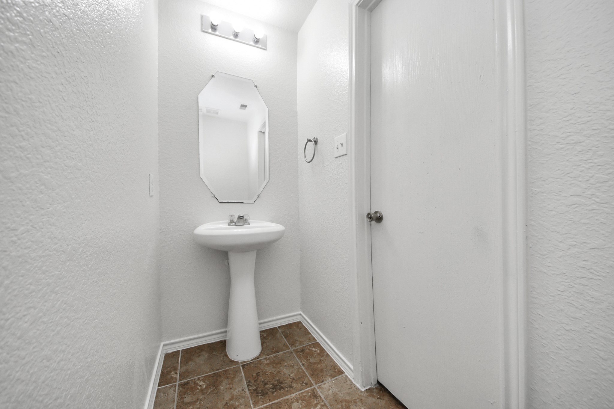 9967 Sterling Place Drive Property Photo 18