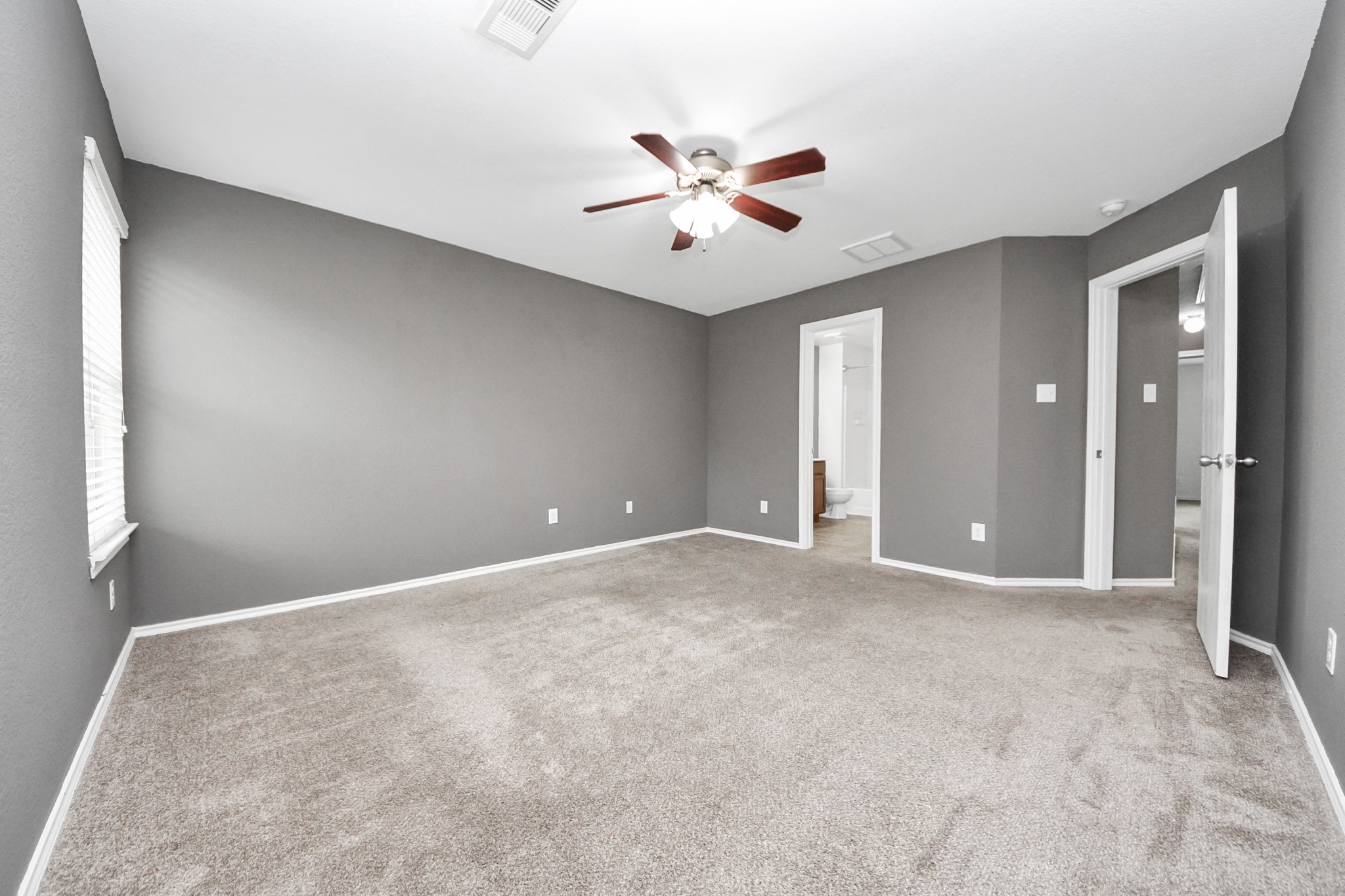 9967 Sterling Place Drive Property Photo 20