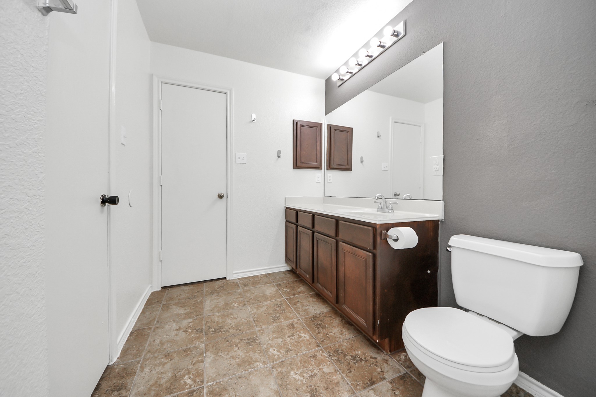 9967 Sterling Place Drive Property Photo 23