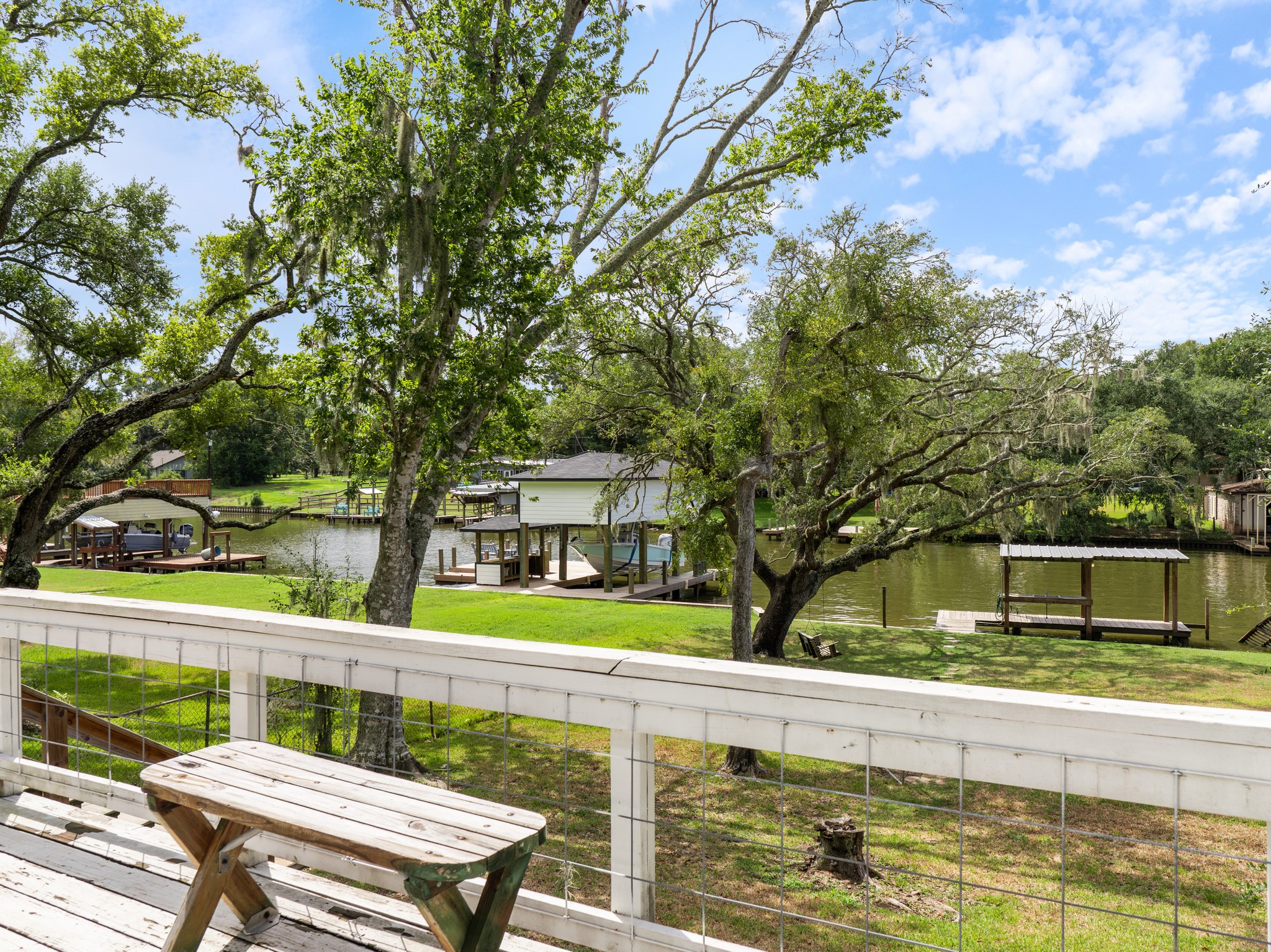 147 Private Road 652 Property Photo 24