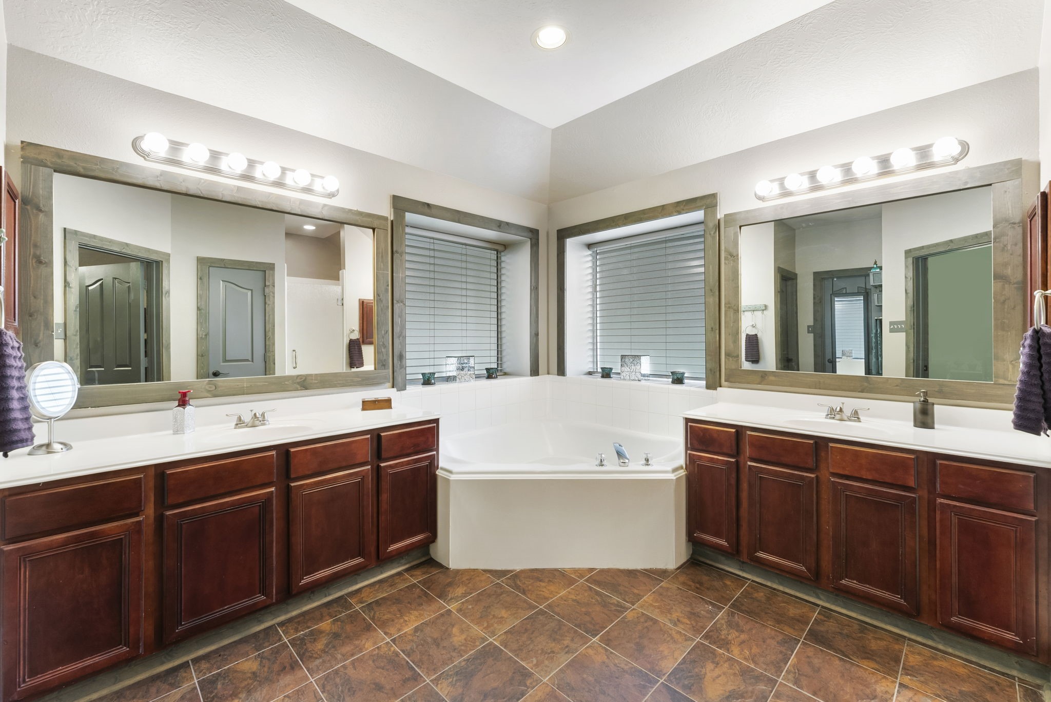 9164 Grand Lake Estates Drive Property Photo 20