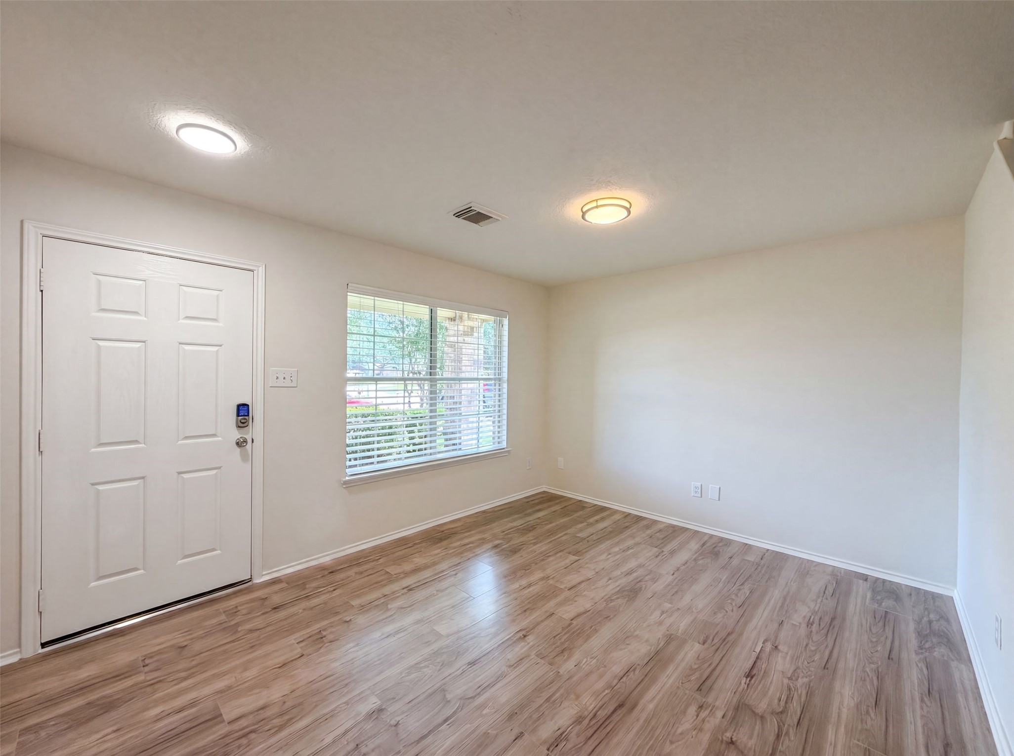 20615 Sandy Bay Lane Property Photo 7