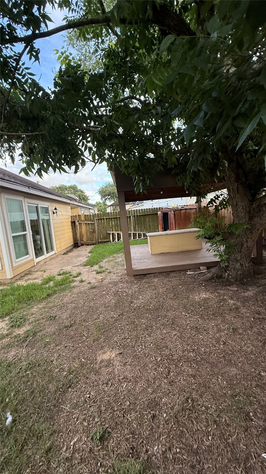 6018 Beaconridge Drive Property Photo 6