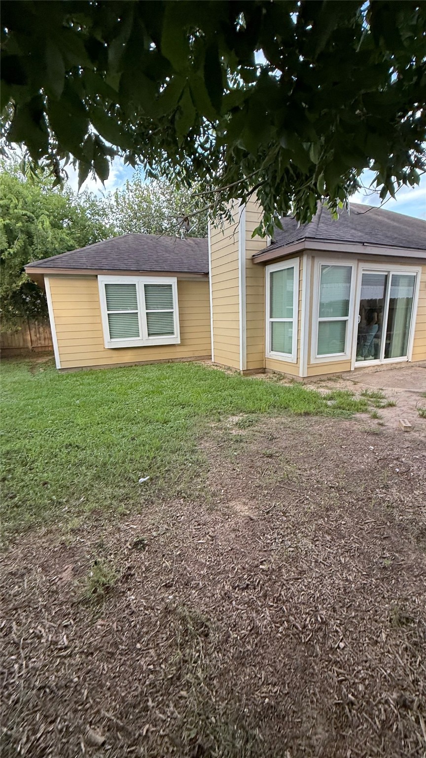 6018 Beaconridge Drive Property Photo 7