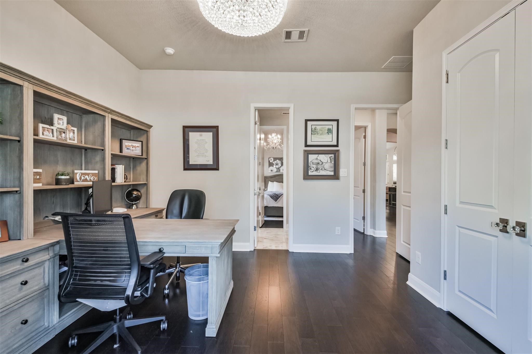 1210 Welland Way Property Photo 4