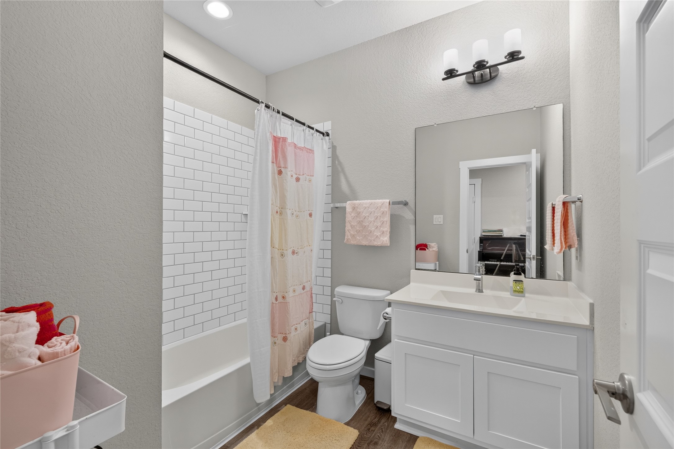 3522 Gore Creek Drive Property Photo 13