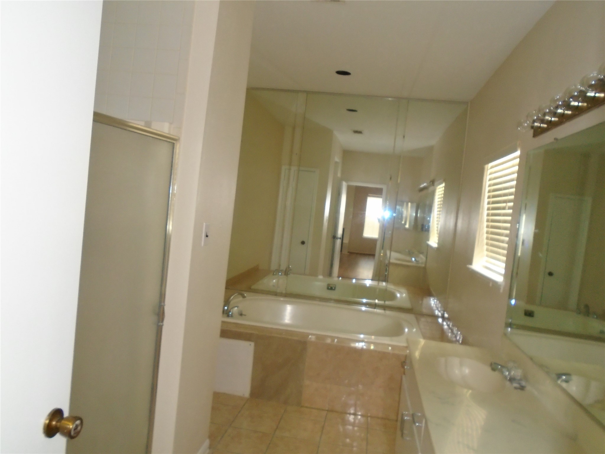 6000 Reims Road 4001 Property Photo 23