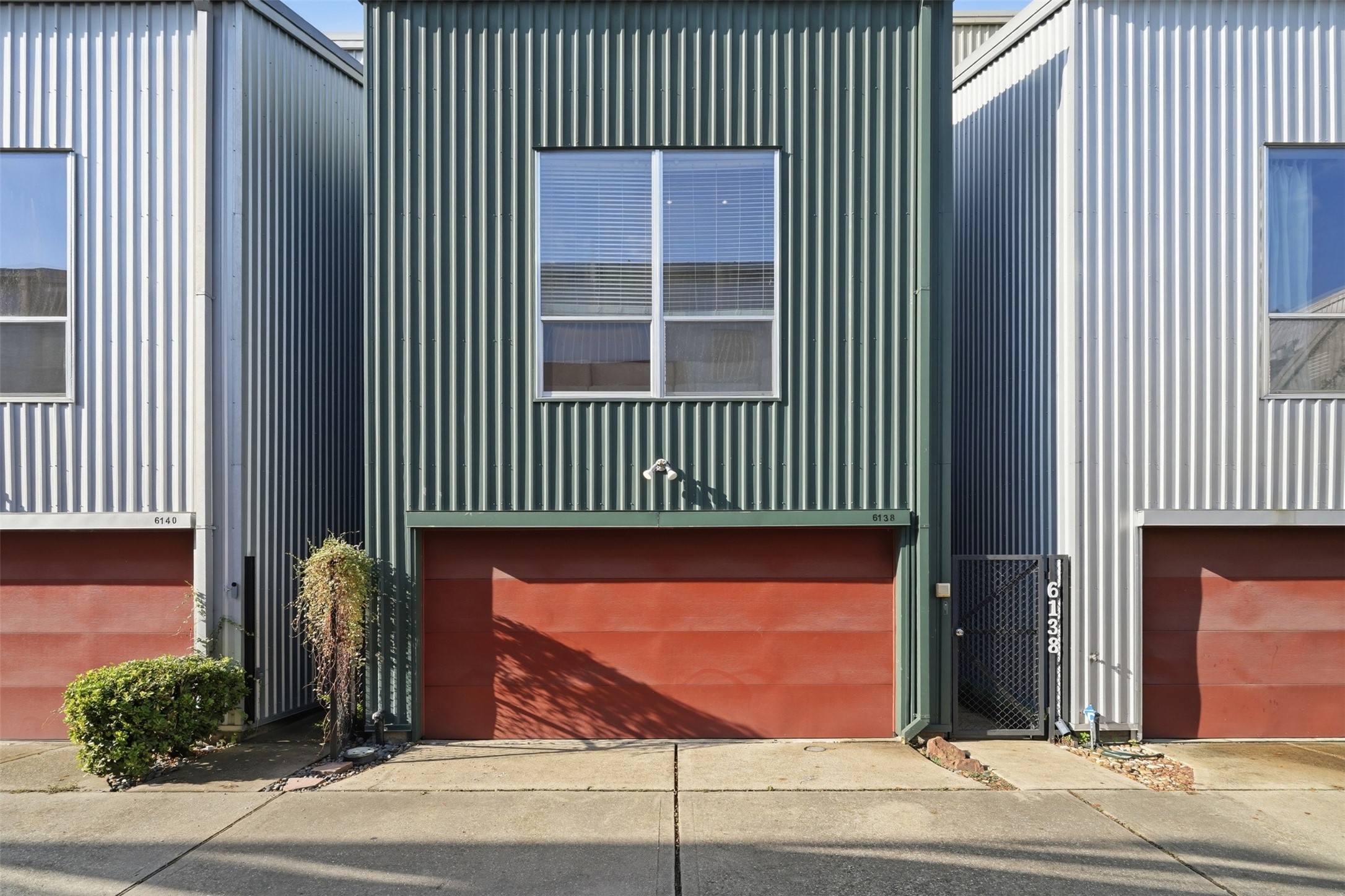 6138 Grand Boulevard Property Photo