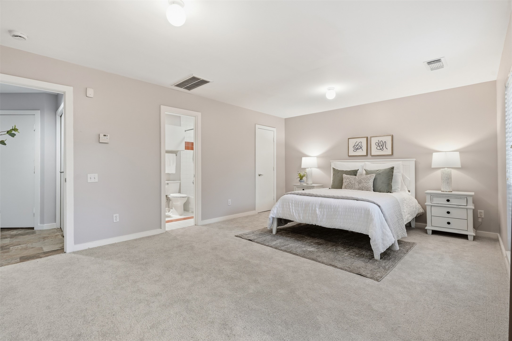 6138 Grand Boulevard Property Photo 12