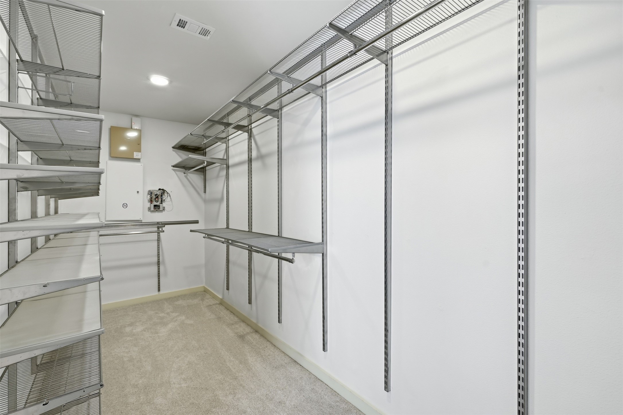 6138 Grand Boulevard Property Photo 15